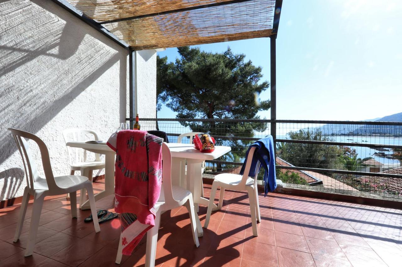 Testa Di Monaco - Basic Beach Accommodations Capo dʼOrlando Eksteriør bilde