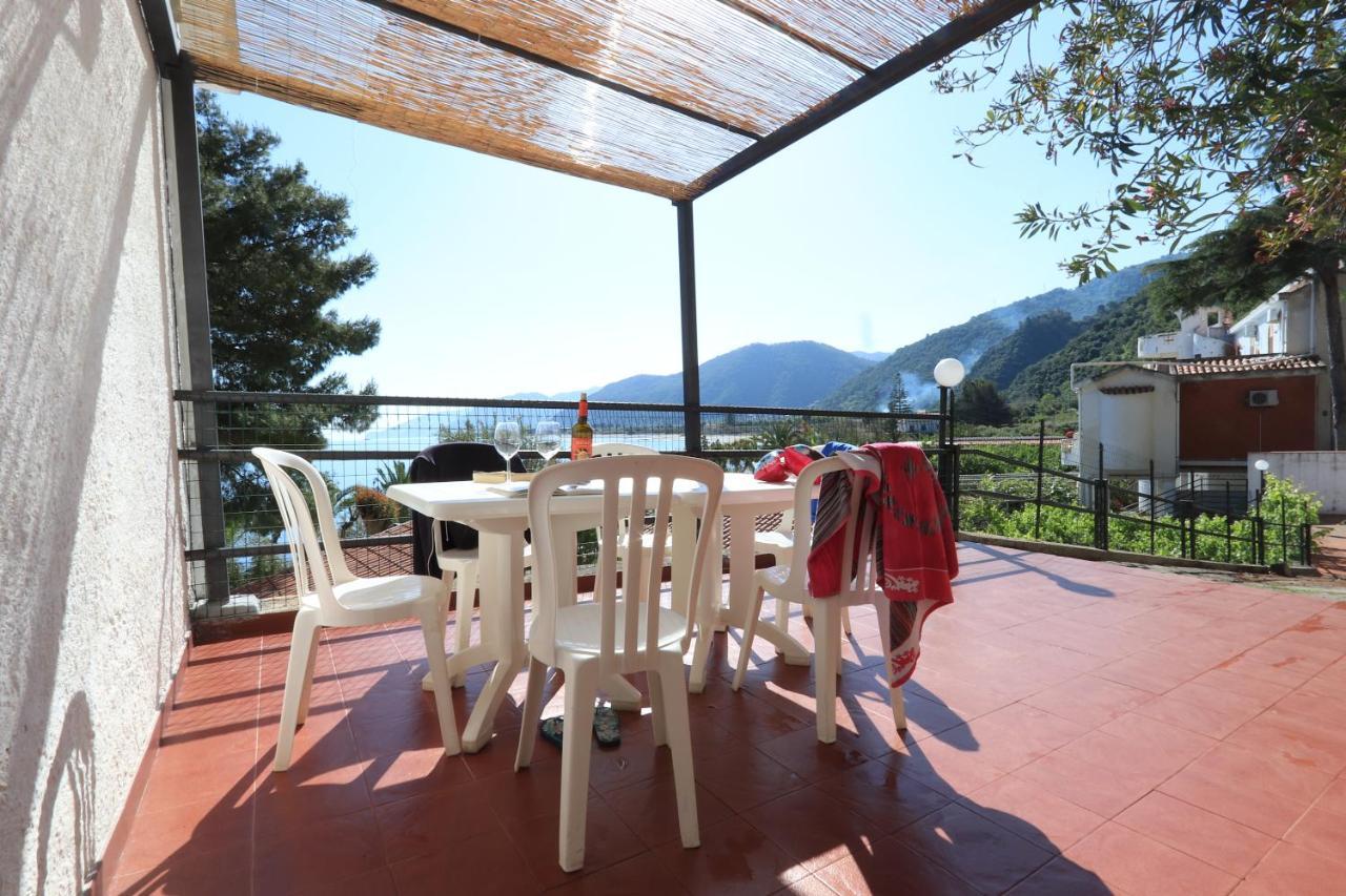 Testa Di Monaco - Basic Beach Accommodations Capo dʼOrlando Eksteriør bilde