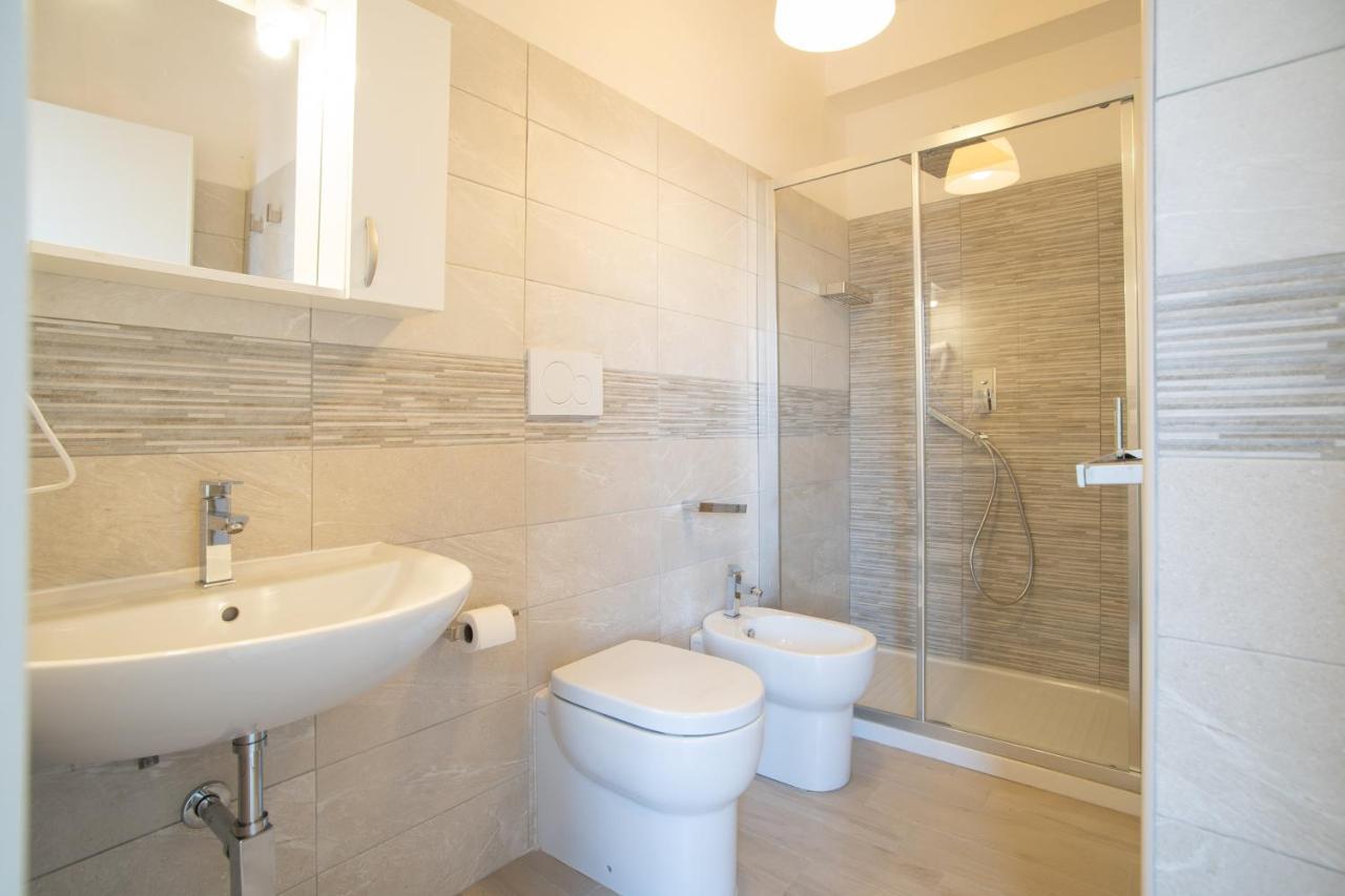 Testa Di Monaco - Basic Beach Accommodations Capo dʼOrlando Eksteriør bilde